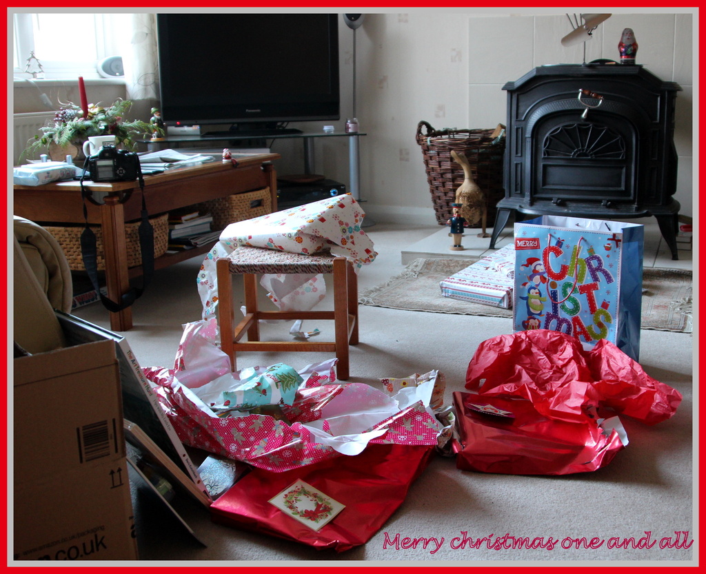 Christmas clutter by busylady