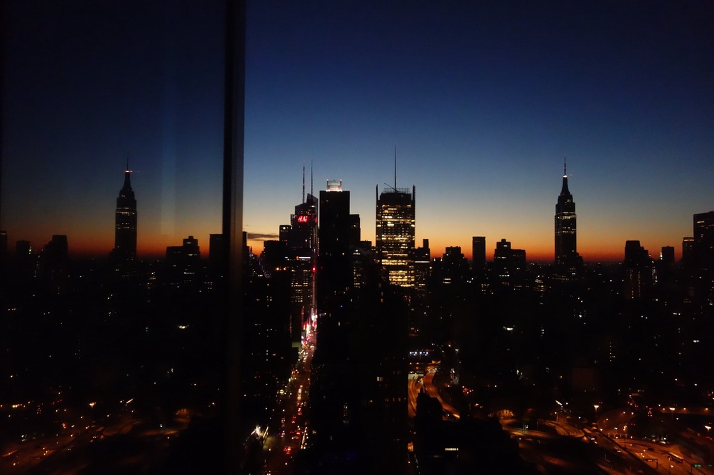 New York, 6 am. by cocobella