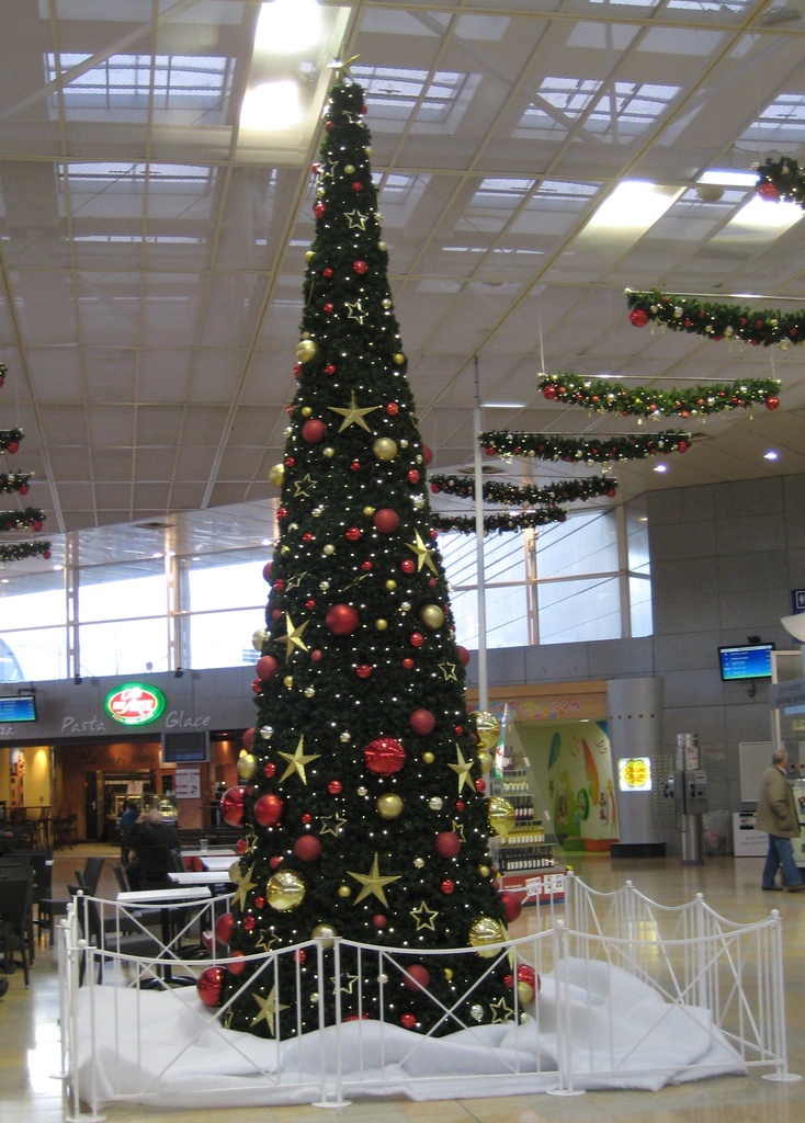 Christmas Tree in Eurotunnel Duty Free Building, Calais by susiemc