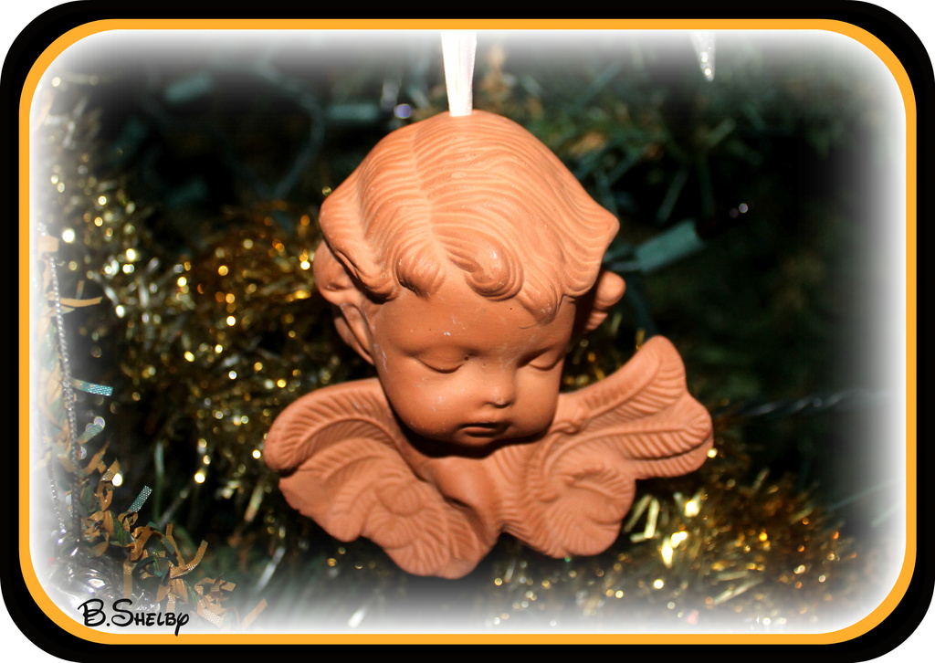 Angel ornament by vernabeth