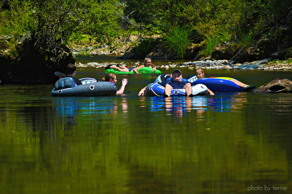 Buckland River rafting fun by teodw