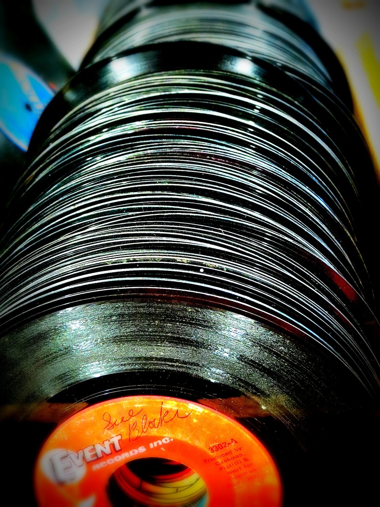 Old Vinyl by juliedduncan