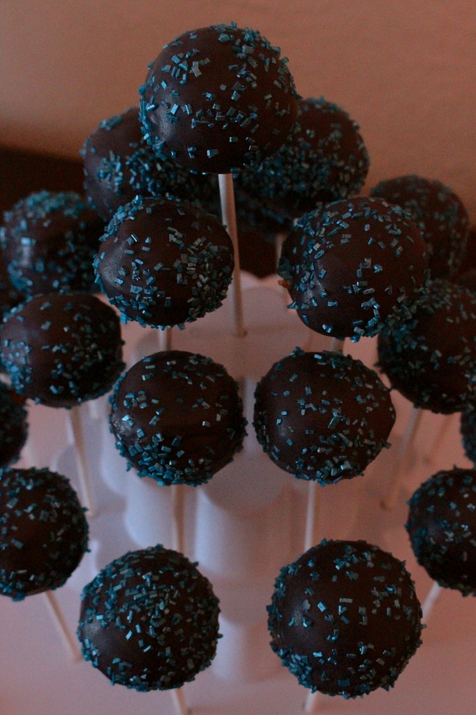 Cake Pops for the New Year! by princessleia