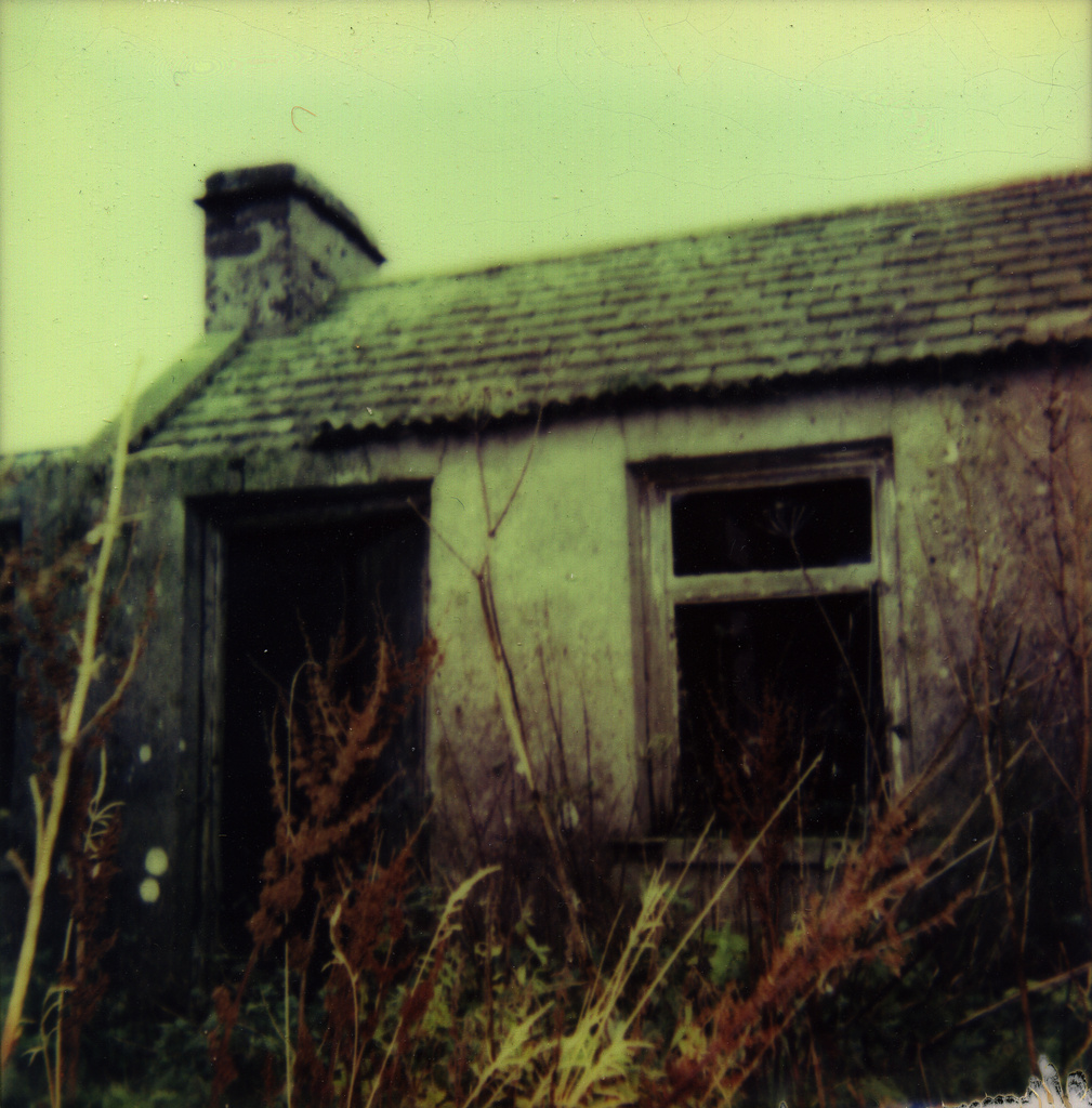 polaroid cottage by ingrid2101