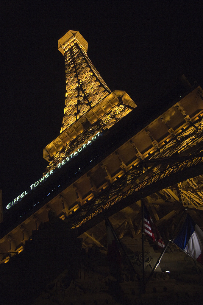 Eiffel Tower Vegas by pdulis