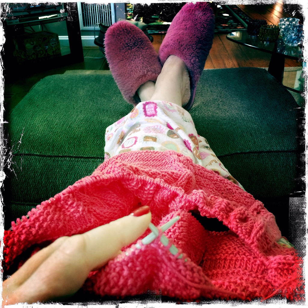 Knitting On A Sunday  by yogiw
