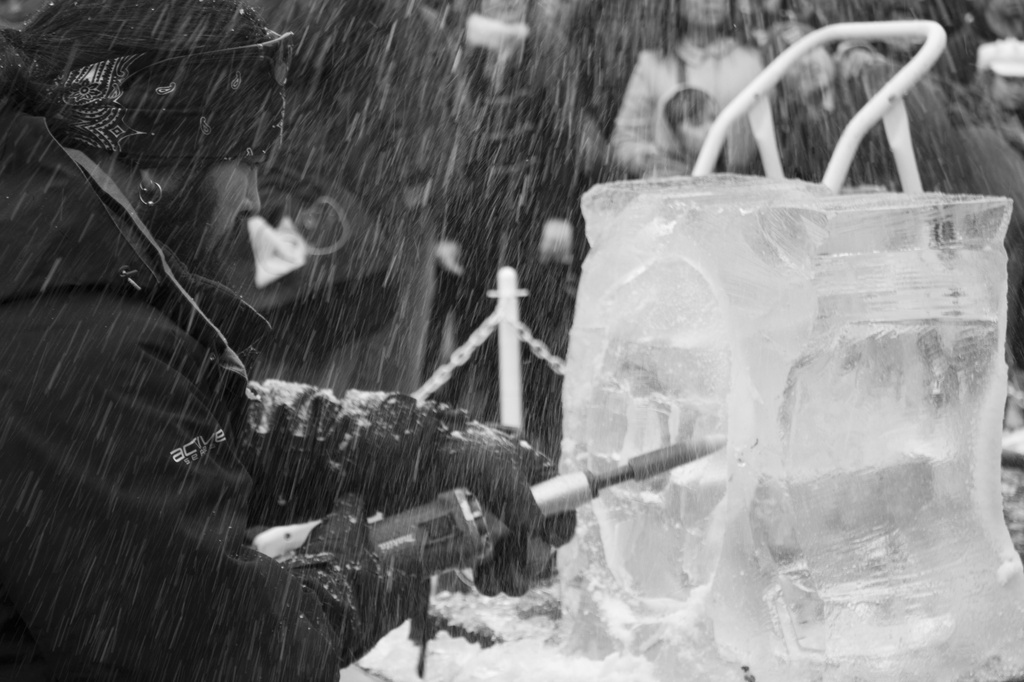 Ice Sculpture Canary Wharf by bizziebeeme