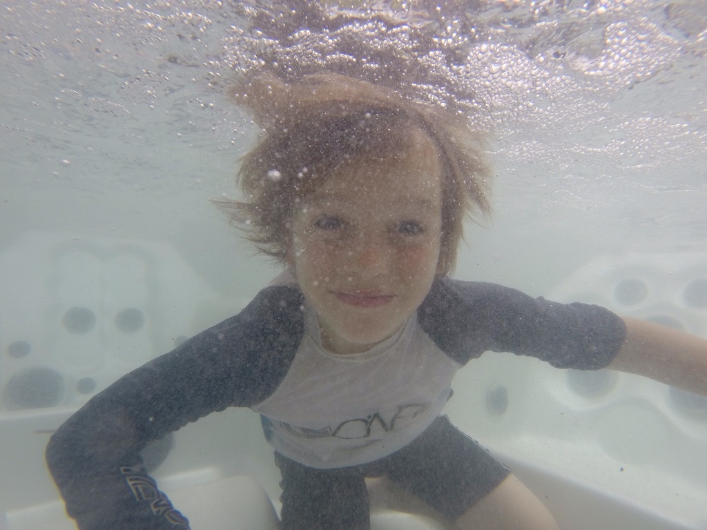 Underwater boy by goosemanning