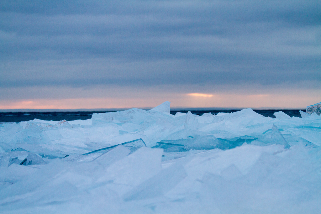 Ice Stony Point, Lake Superior by tosee