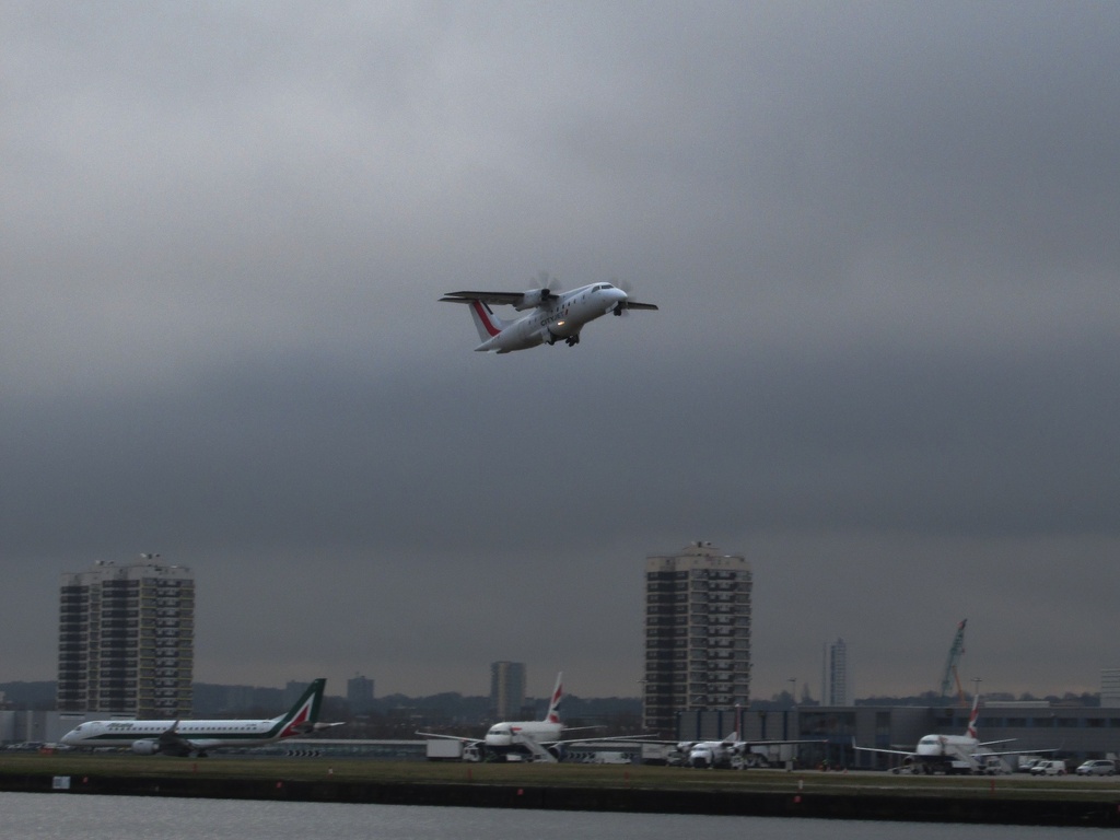 London City Airport by shannejw