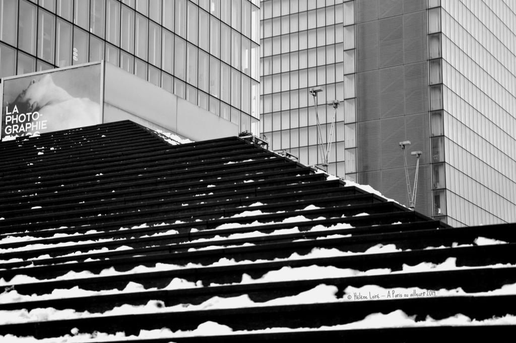Snow stairs at the TGB by parisouailleurs