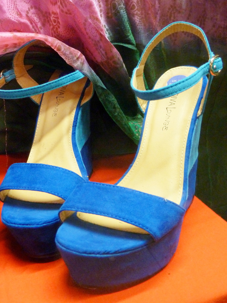 Blue wedges by boxplayer
