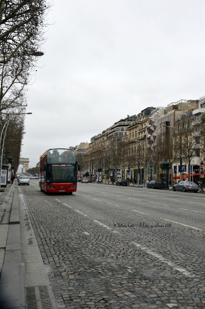 Tourists Bus on the Champs Elysées  by parisouailleurs