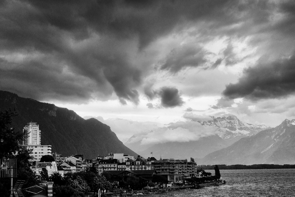 Montreux In B&W by bella_ss