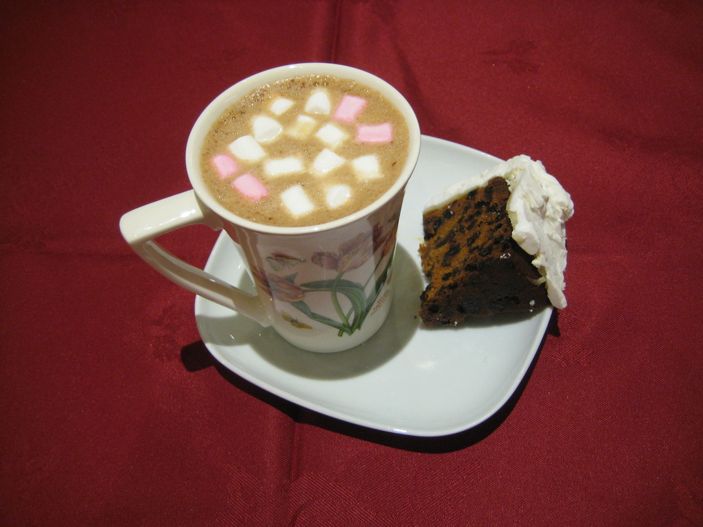  Hot Chocolate and Christmas Cake by susiemc