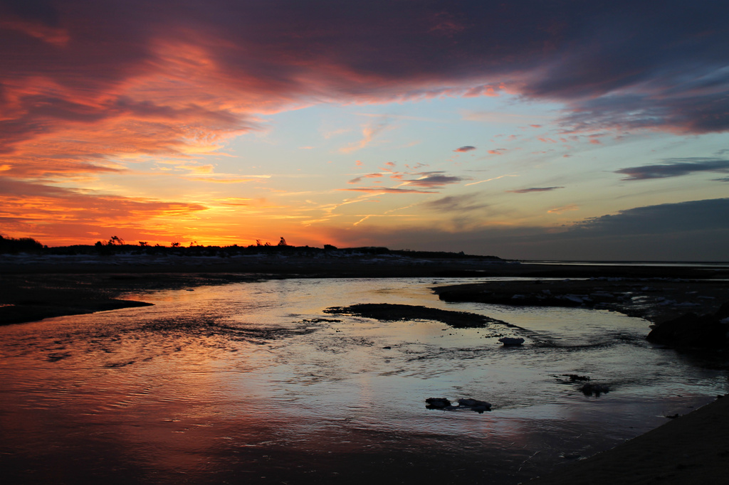 Sunset Reflections by lauriehiggins