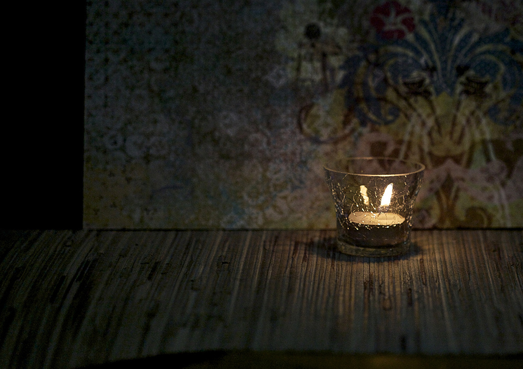 Candle Light by gardencat