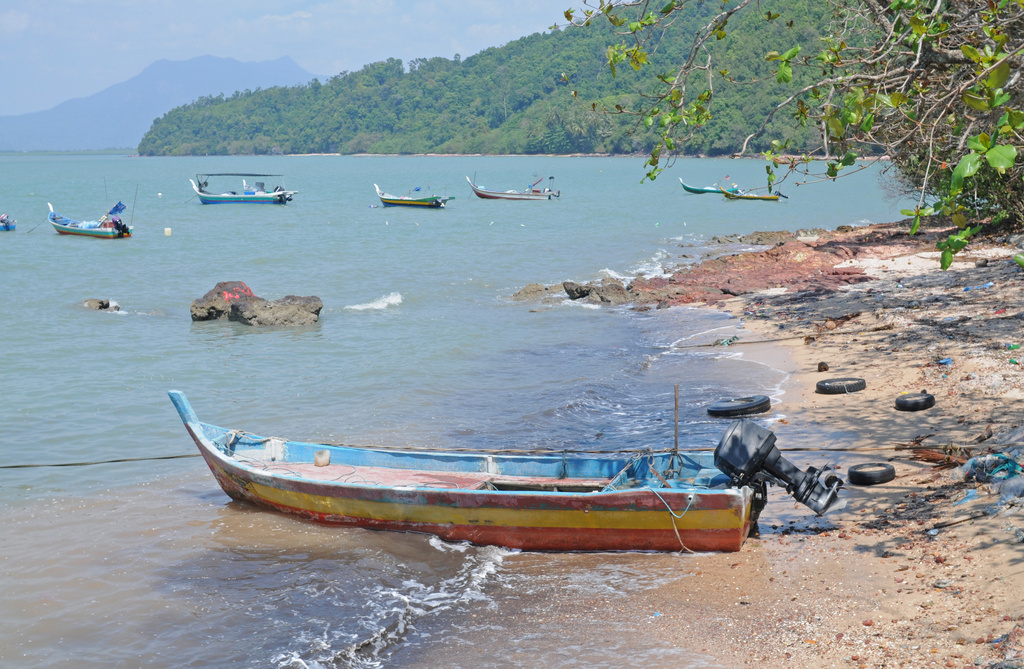 Fishing Boats, Pantai Merdeka by ianjb21