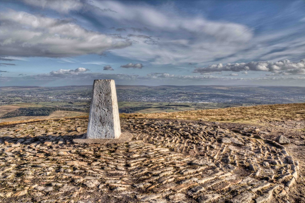 Pendle Hill Trig. by gamelee