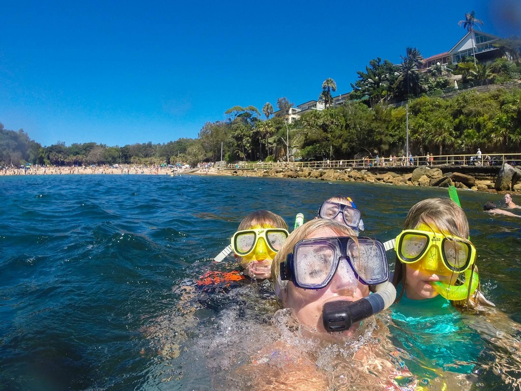 My snorkelling family by goosemanning