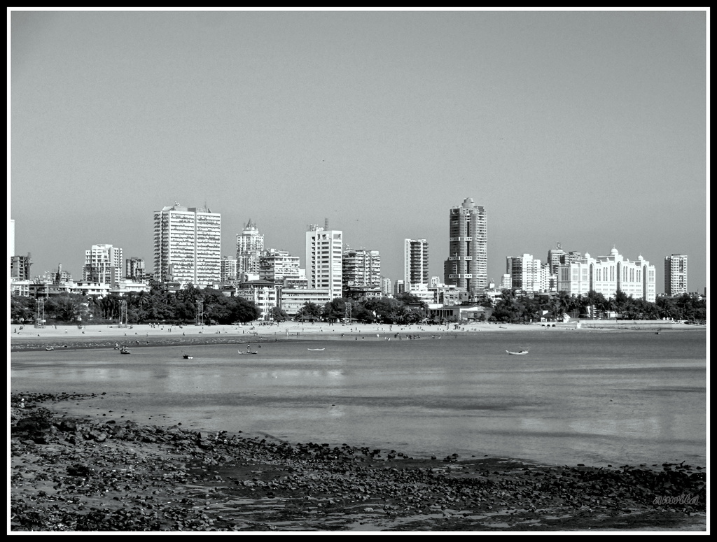 City by the sea... by amrita21