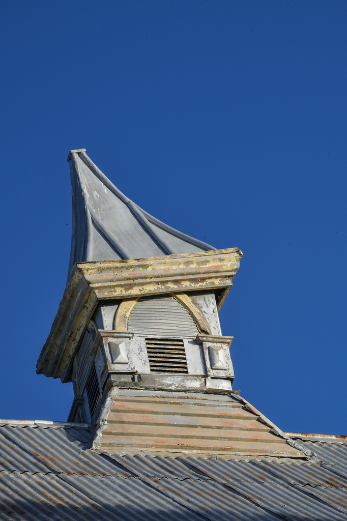 Congregational church spire by jeneurell