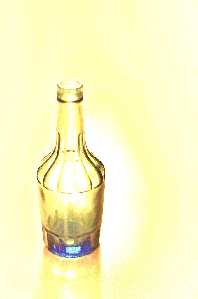mundane bottle by dmdfday