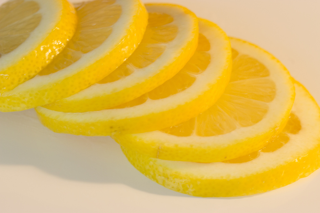Slice of Lemon by bizziebeeme