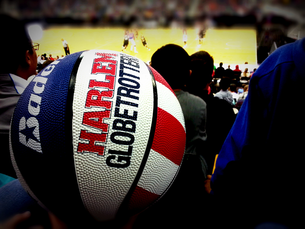 Harlem Globetrotters ... Serious Fun by darylo