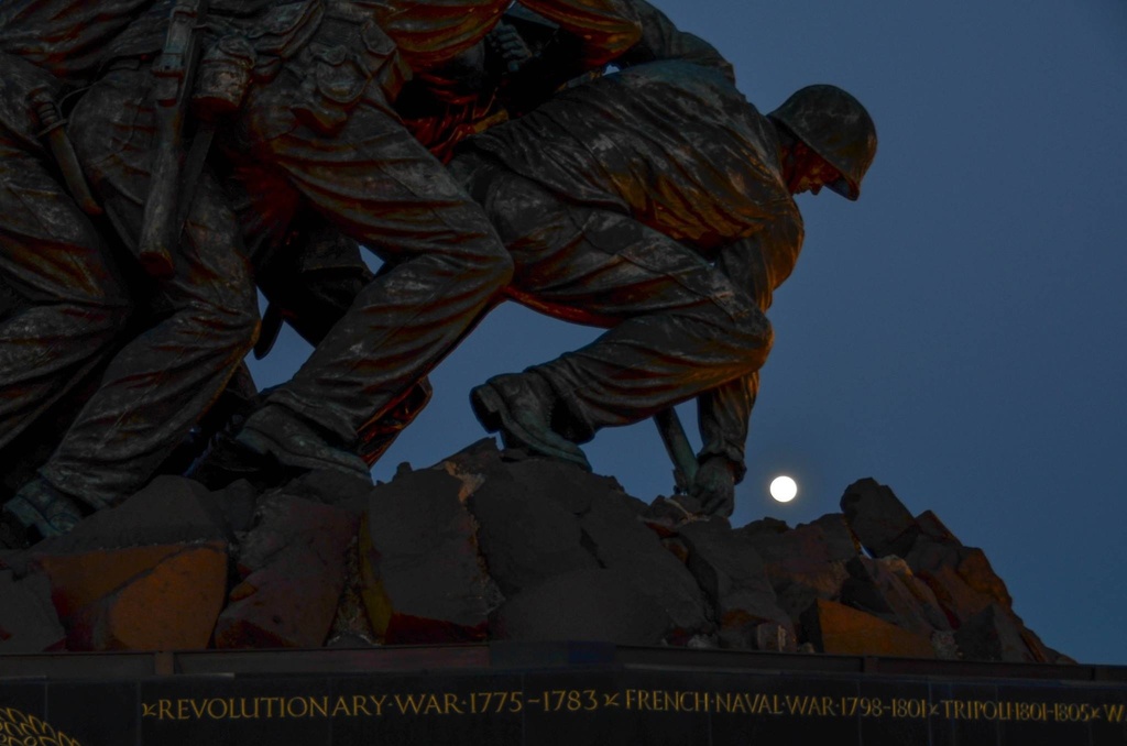 Iwo Jima  by lesip