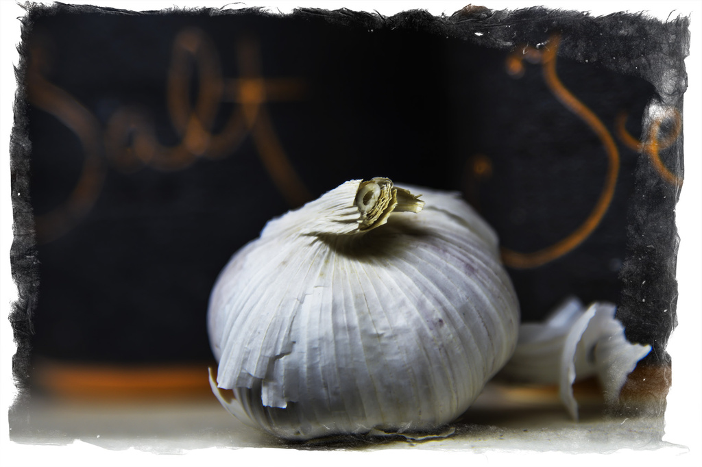 Garlic and salt by jeneurell