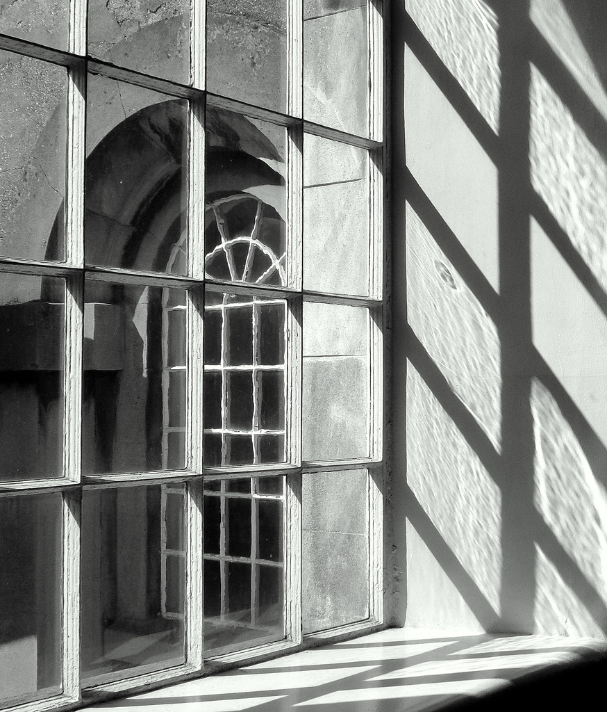 Windows in black and white by gareth