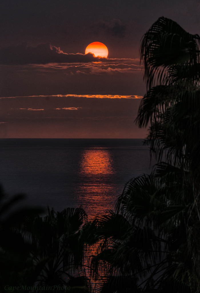 Sunset From Luana Inn  by jgpittenger