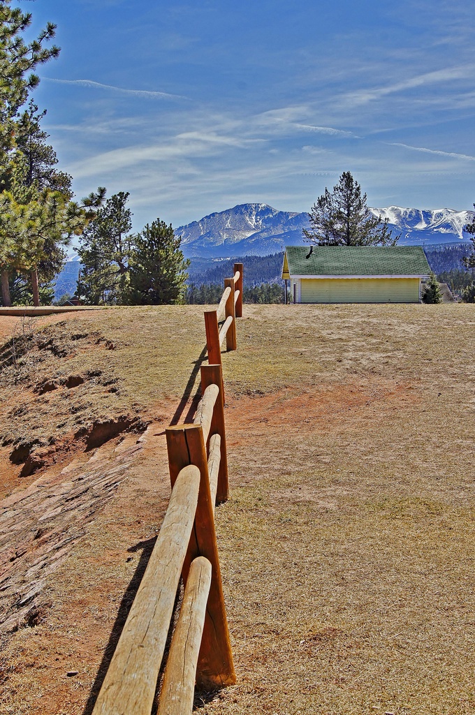 Pikes Peak from a distance by dmdfday