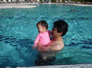 6th Apr 2014 - 第一次下游泳池