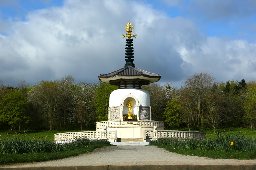 Peace Pagoda, Milton Keynes by padlock