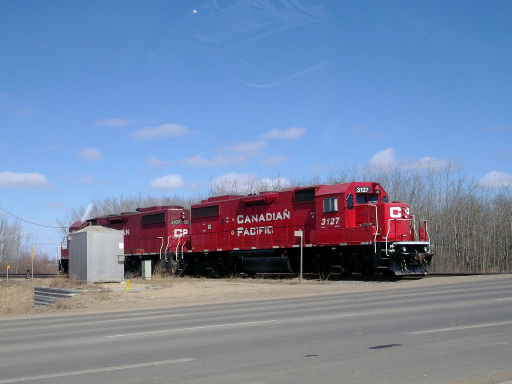 On the Road...Canadian Pacific 3127 by bkbinthecity