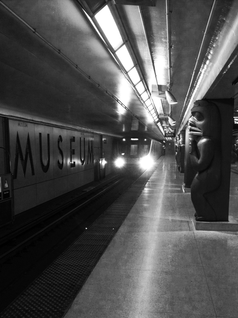 Museum subway station by radiogirl
