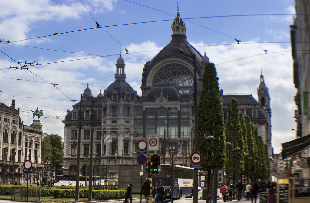 Antwerp Station by bizziebeeme