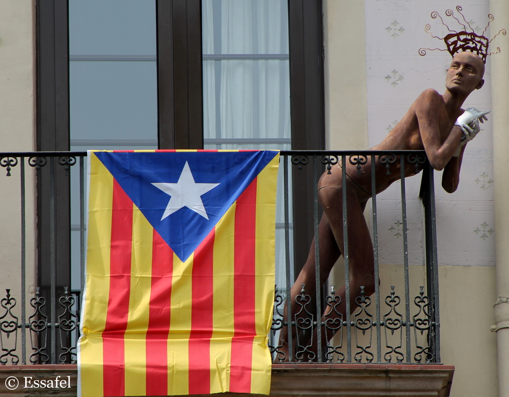 20140419 - Catalonian balcony with Estilada by essafel