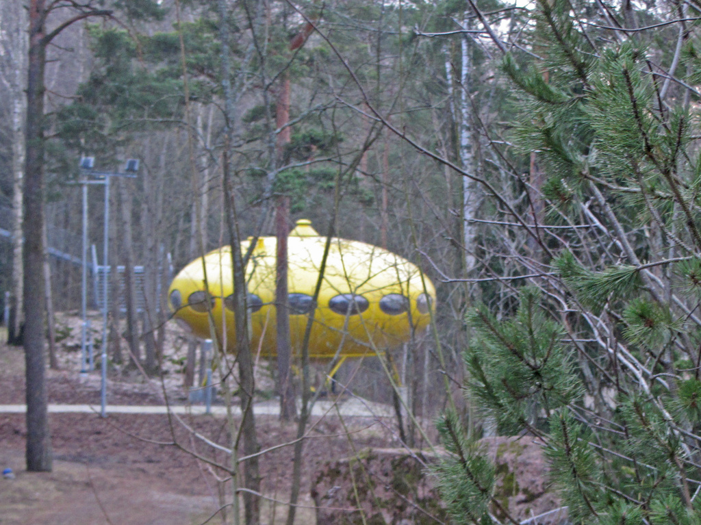 UFO - WeeGee's Futuro House IMG_6914 by annelis