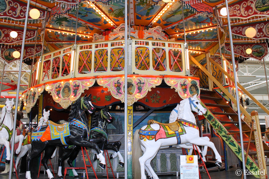 20140503 - On a Carousel by essafel