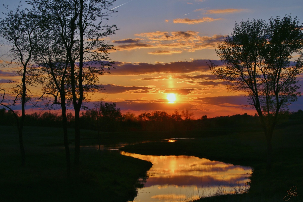 Farmland Sunset by lynnz