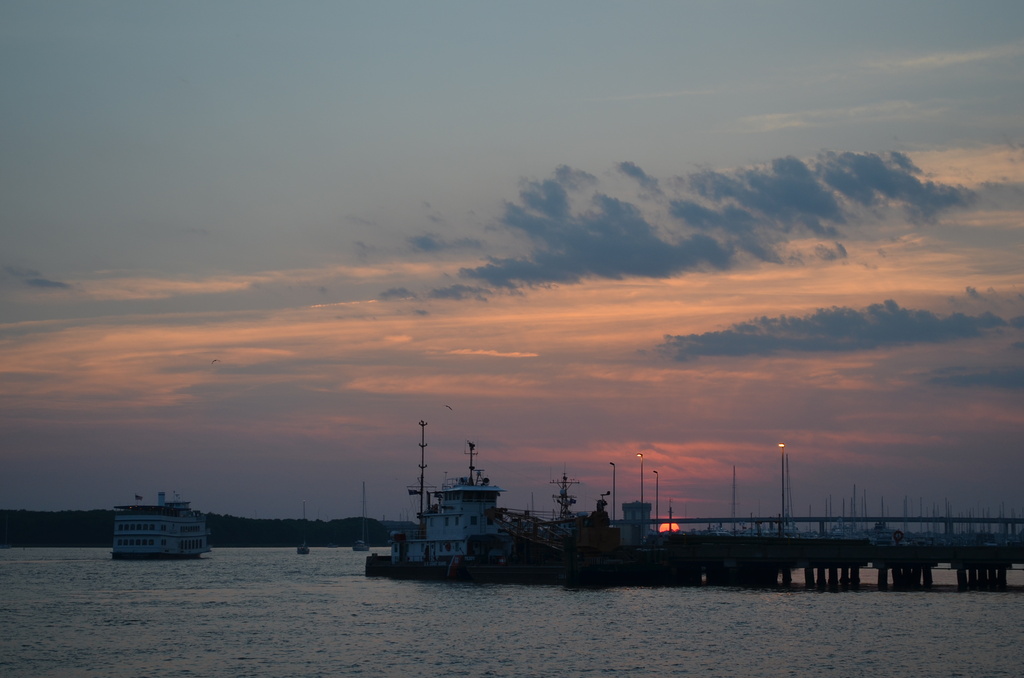 Sunset along The Battery, Charleston, SC by congaree