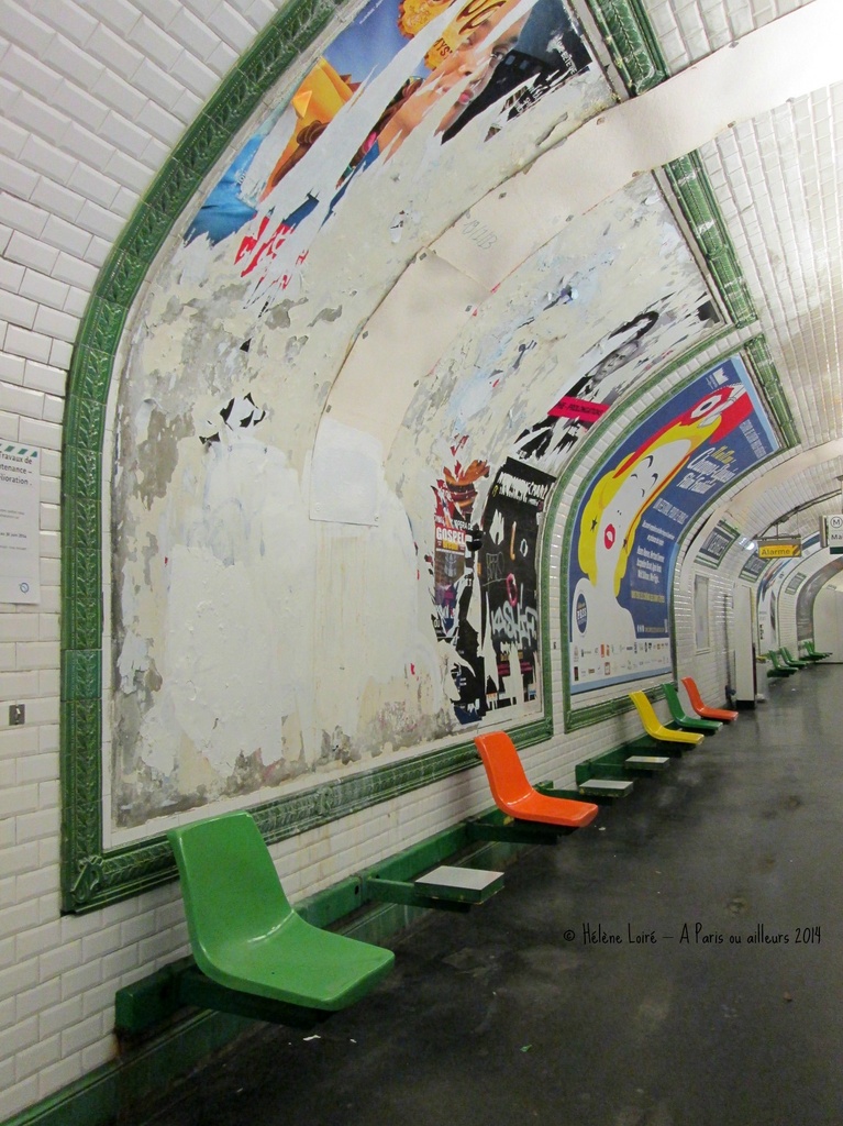 metro Saint Georges  by parisouailleurs