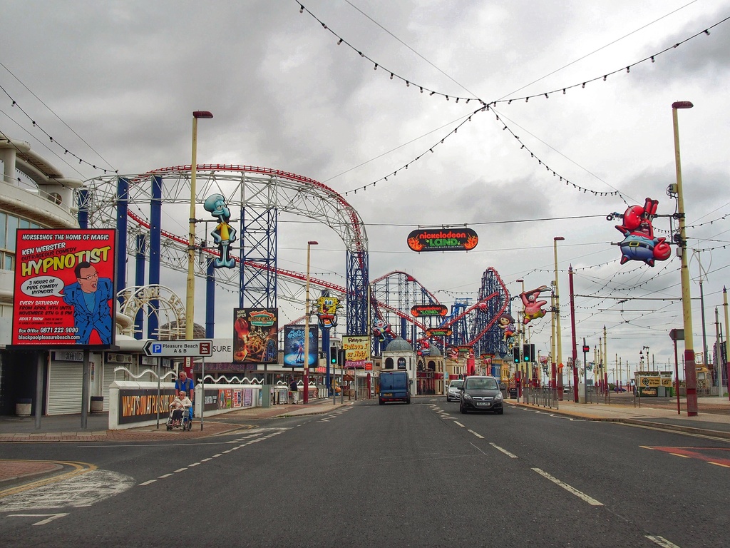 Blackpool Pleasure Beach. by happypat