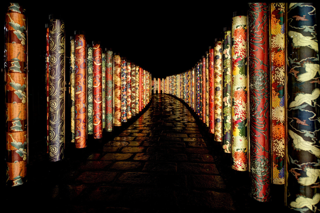 Kimono Pathway in Kyoto by taffy