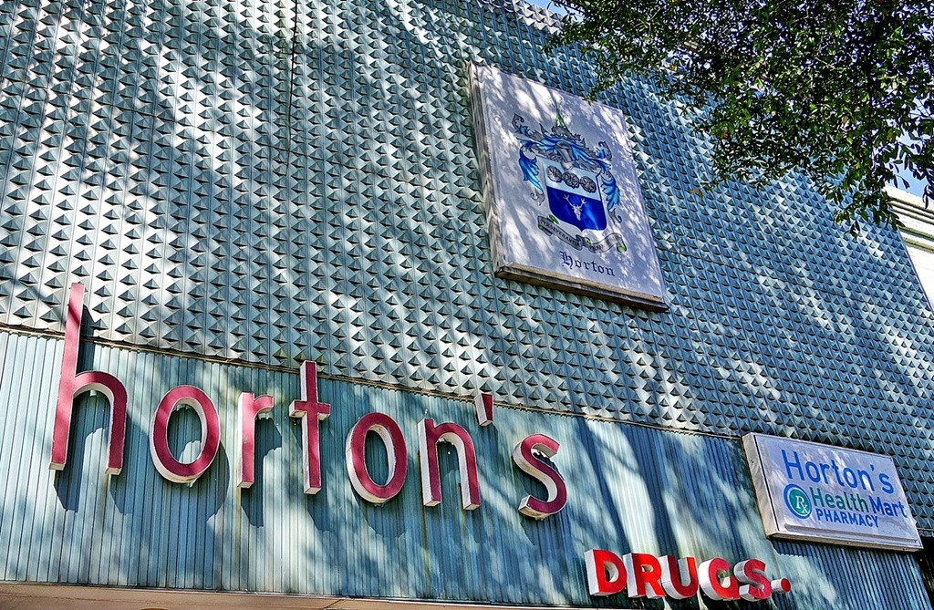 Horton's Drugs by soboy5