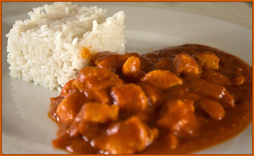 Red Chicken Curry by bizziebeeme