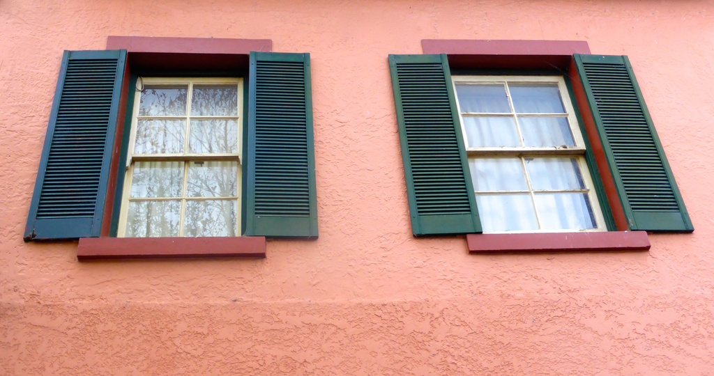 Windows by kjarn